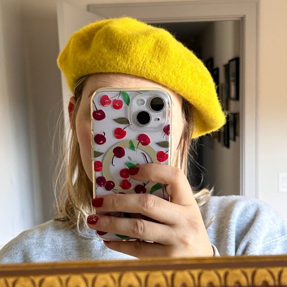 Yellow Beret - Picture 2 of 2